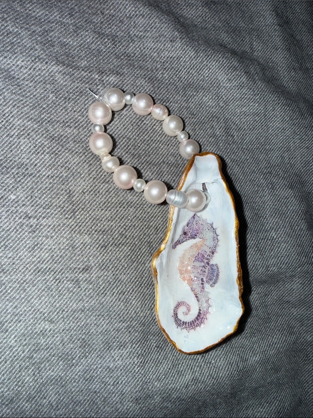 Pearl Beaded Seahorse Shell Ornament - Pink Pearlescent